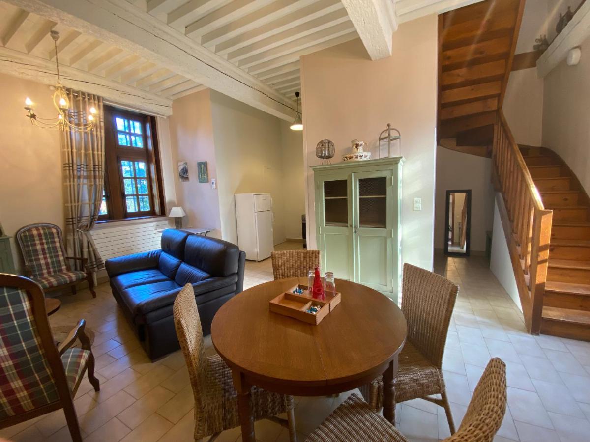 Demeures Et Chateaux L'Abbaye Caladoise - Anciennement Hostellerie Ferme Du Poulet Villefranche-sur-Saône Habitación foto
